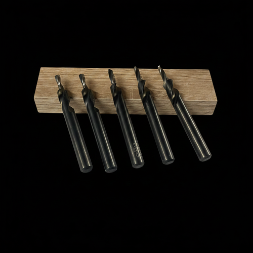 Brocas con fondo negro